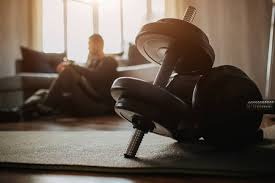 体操世锦赛：中国队亮相男子资格赛