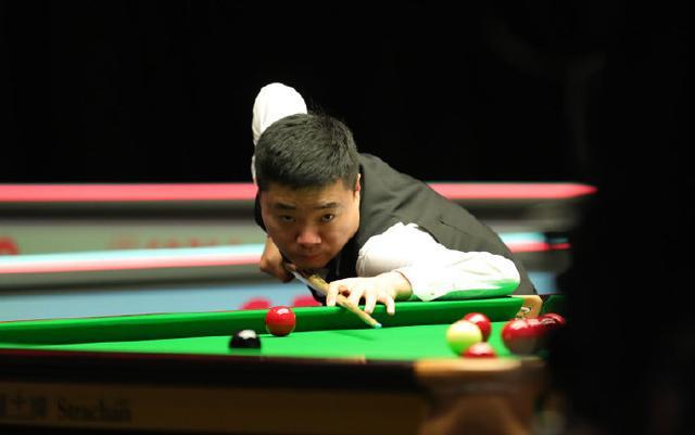 8强赛中 8强赛中